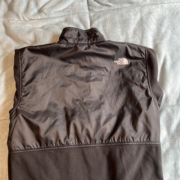 the North Face polar fleece and nylon jacket size L - Picture 3 of 3